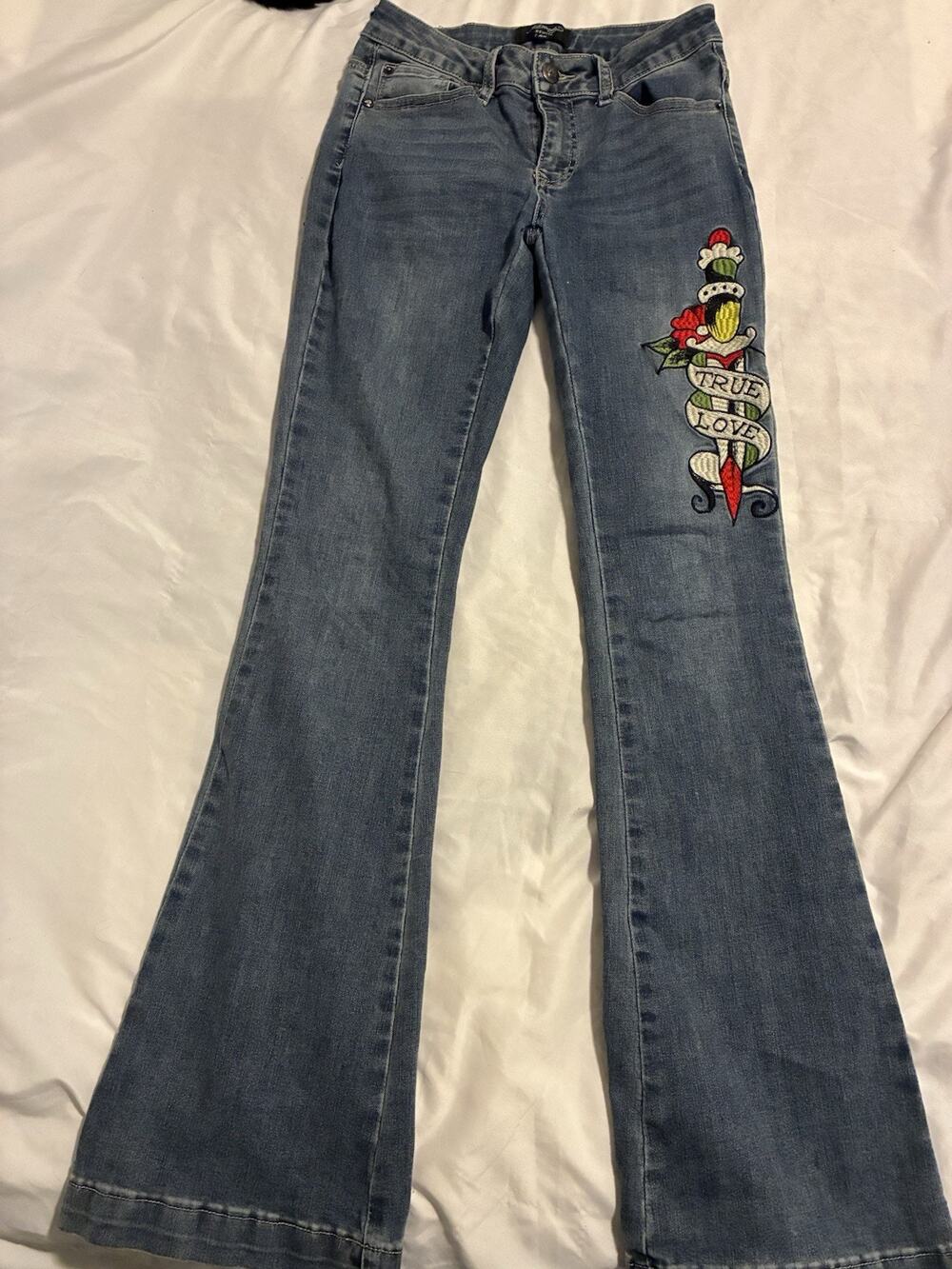 ED HARDY Embroidered Dagger Logo Flare Leg Jeans Size 26